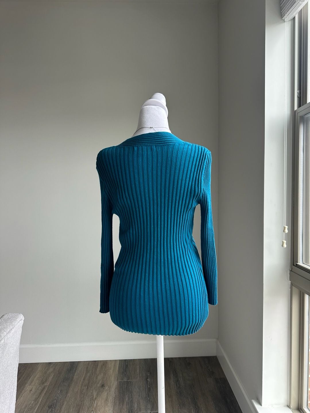 Y2K Carolyn Taylor Teal Blue Ribbed V-Neck Sweater Size XL Fits Small 4