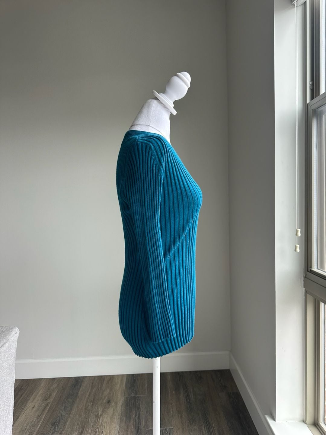 Y2K Carolyn Taylor Teal Blue Ribbed V-Neck Sweater Size XL Fits Small 6