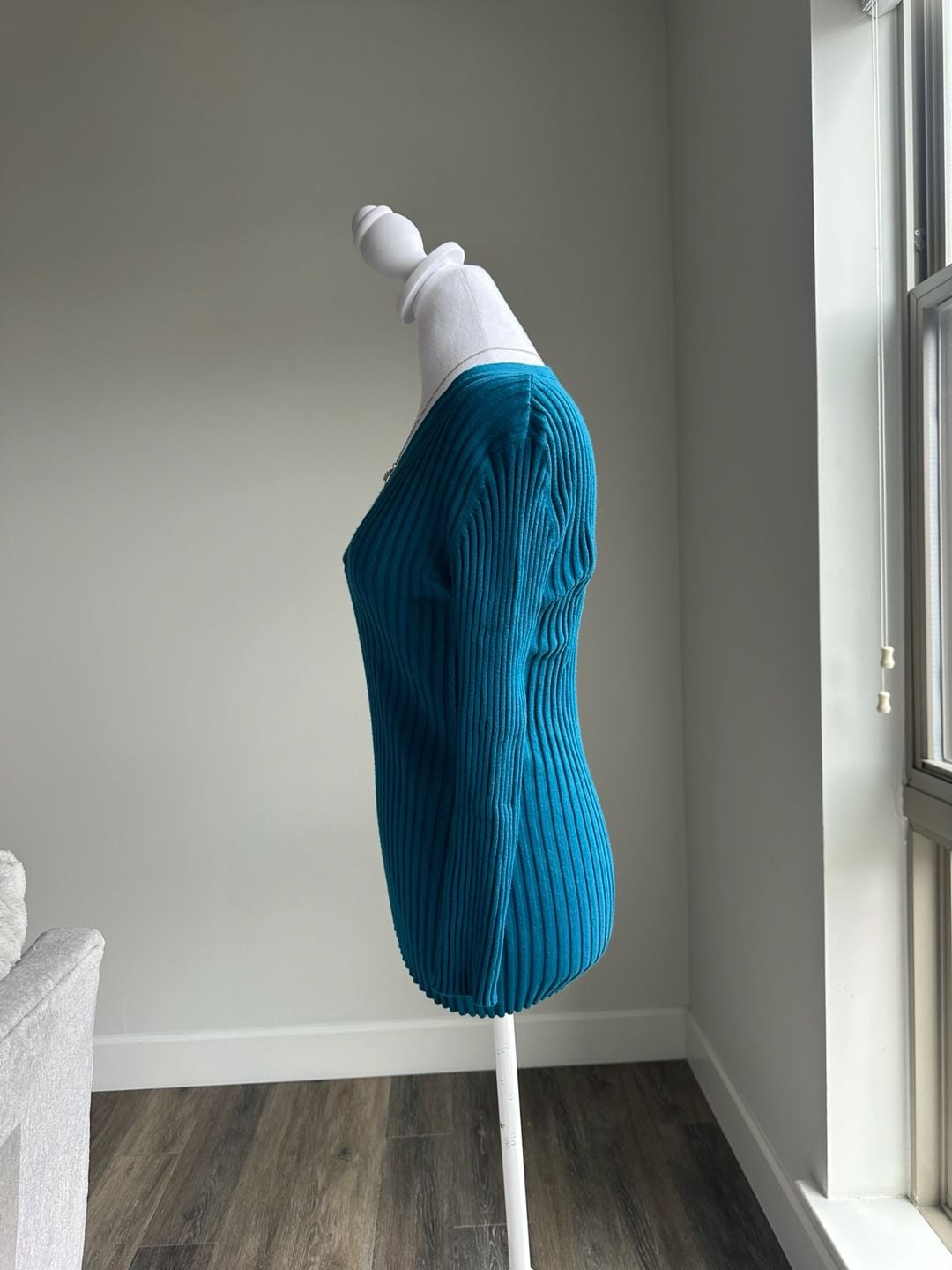 Y2K Carolyn Taylor Teal Blue Ribbed V-Neck Sweater Size XL Fits Small 7