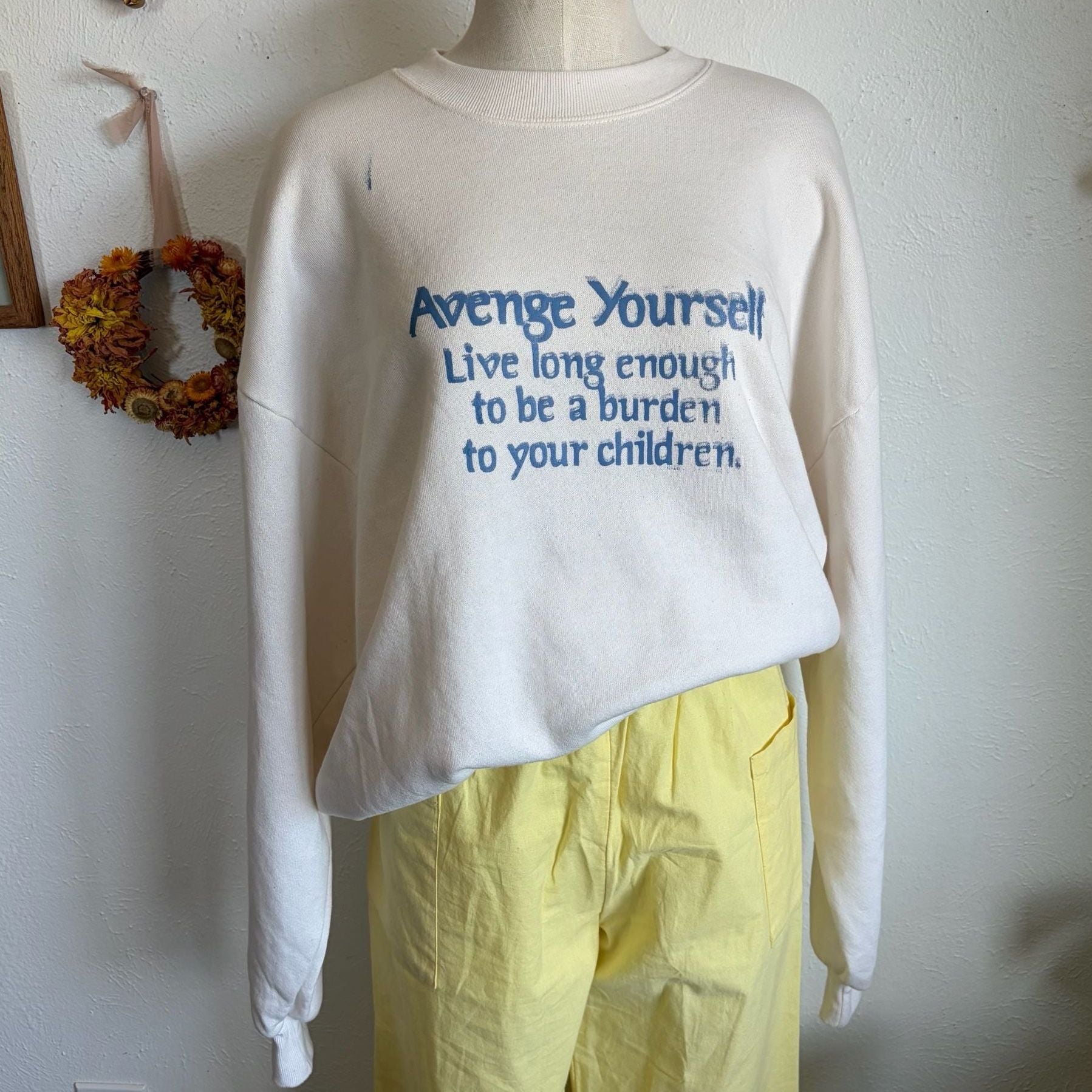 Funny Vintage Graphic Sweatshirt Size XL White 2