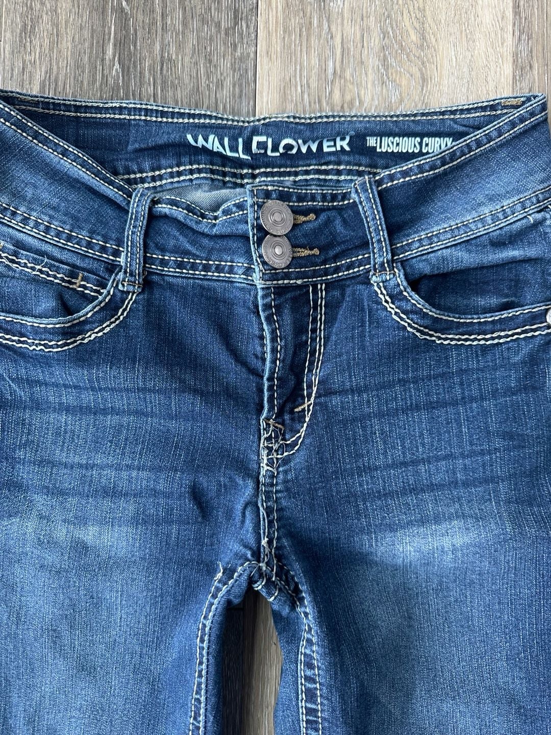 Y2K Wallflower The Luscious Curvy Bootcut Jeans Size 3 Dark Wash 5