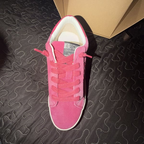 Vintage Havana Sneakers Size 6.5 Pink Suede Star