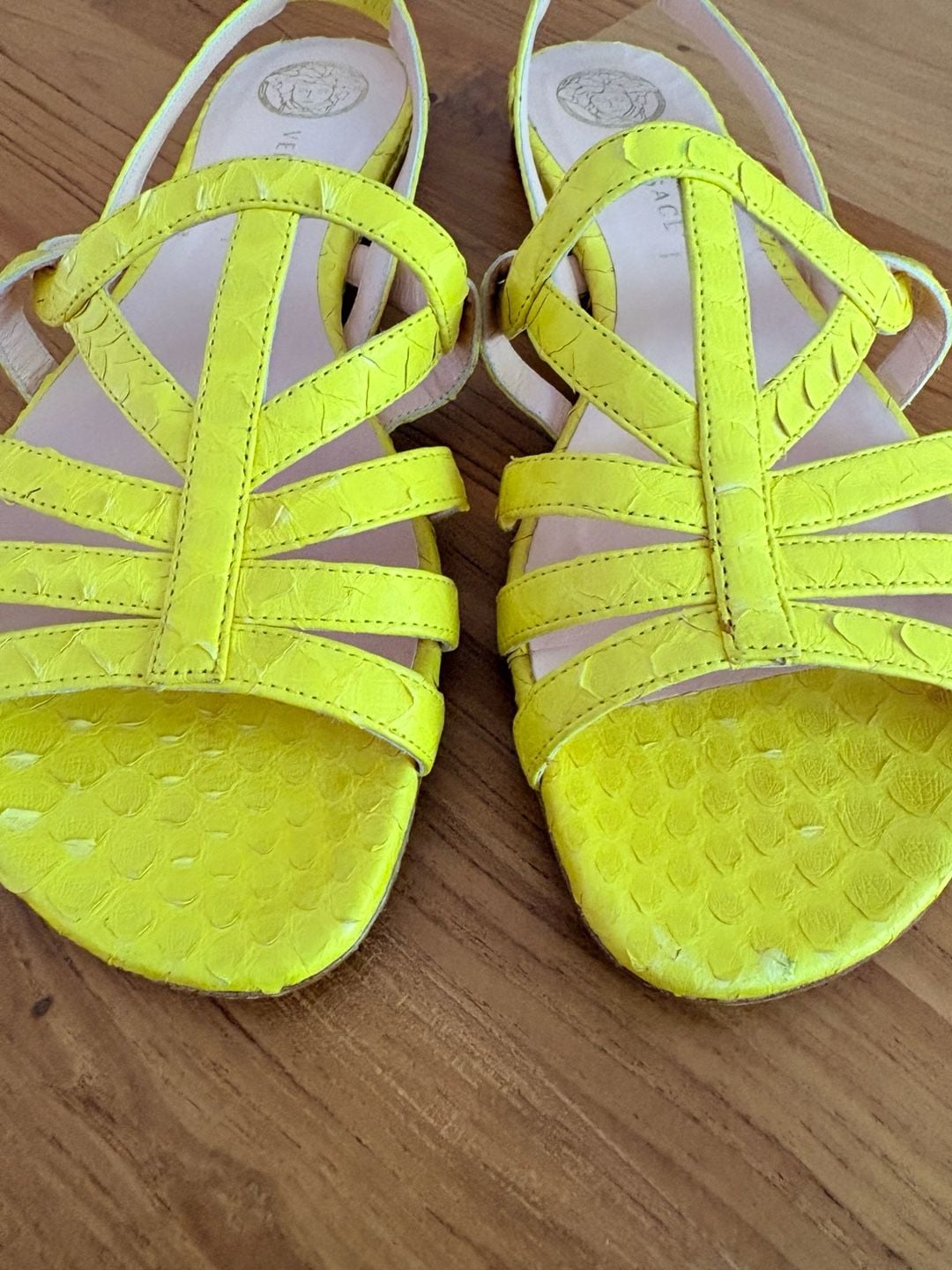 Versace Neon Yellow Snakeskin Leather Strappy Sandals Size 40/US 9 3