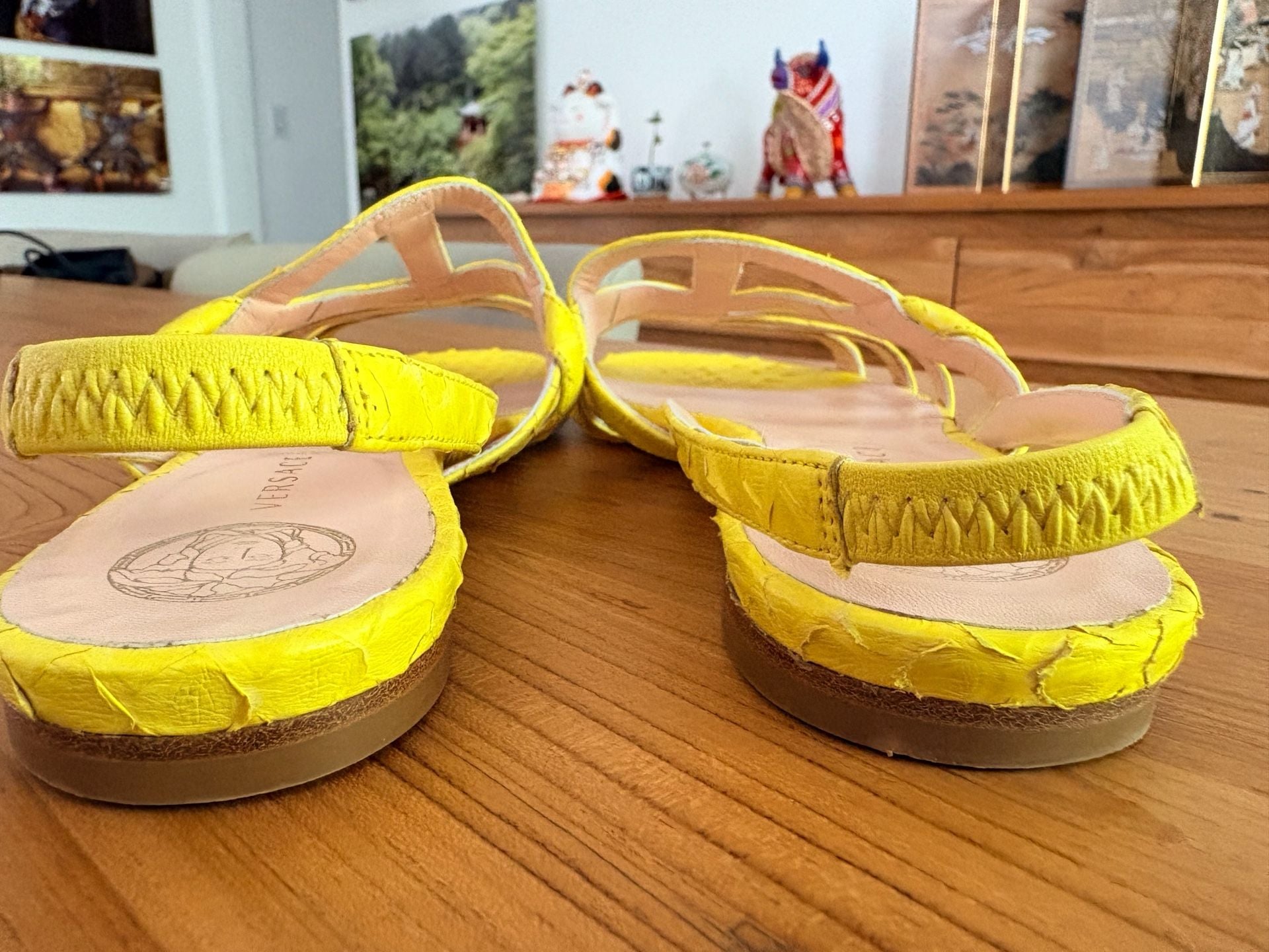 Versace Neon Yellow Snakeskin Leather Strappy Sandals Size 40/US 9 7