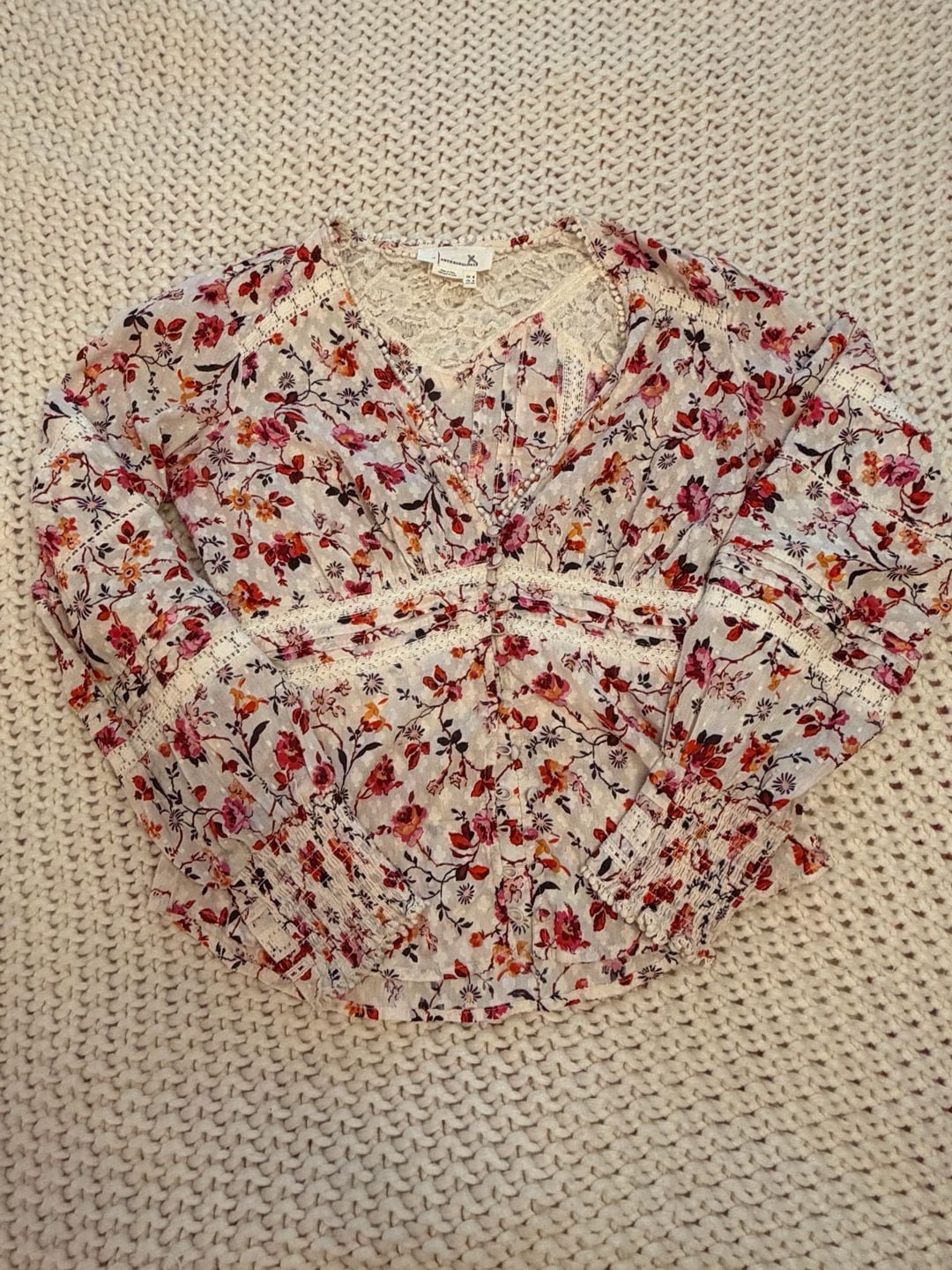 Anthropologie Puff-Sleeved Lace Buttondown Size 4 Pink Floral Top 2