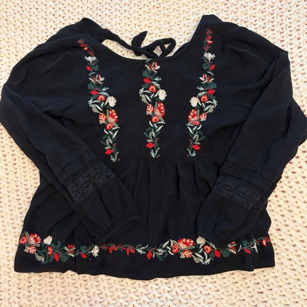 American Eagle Black Floral Embroidered Peasant Blouse Size XS