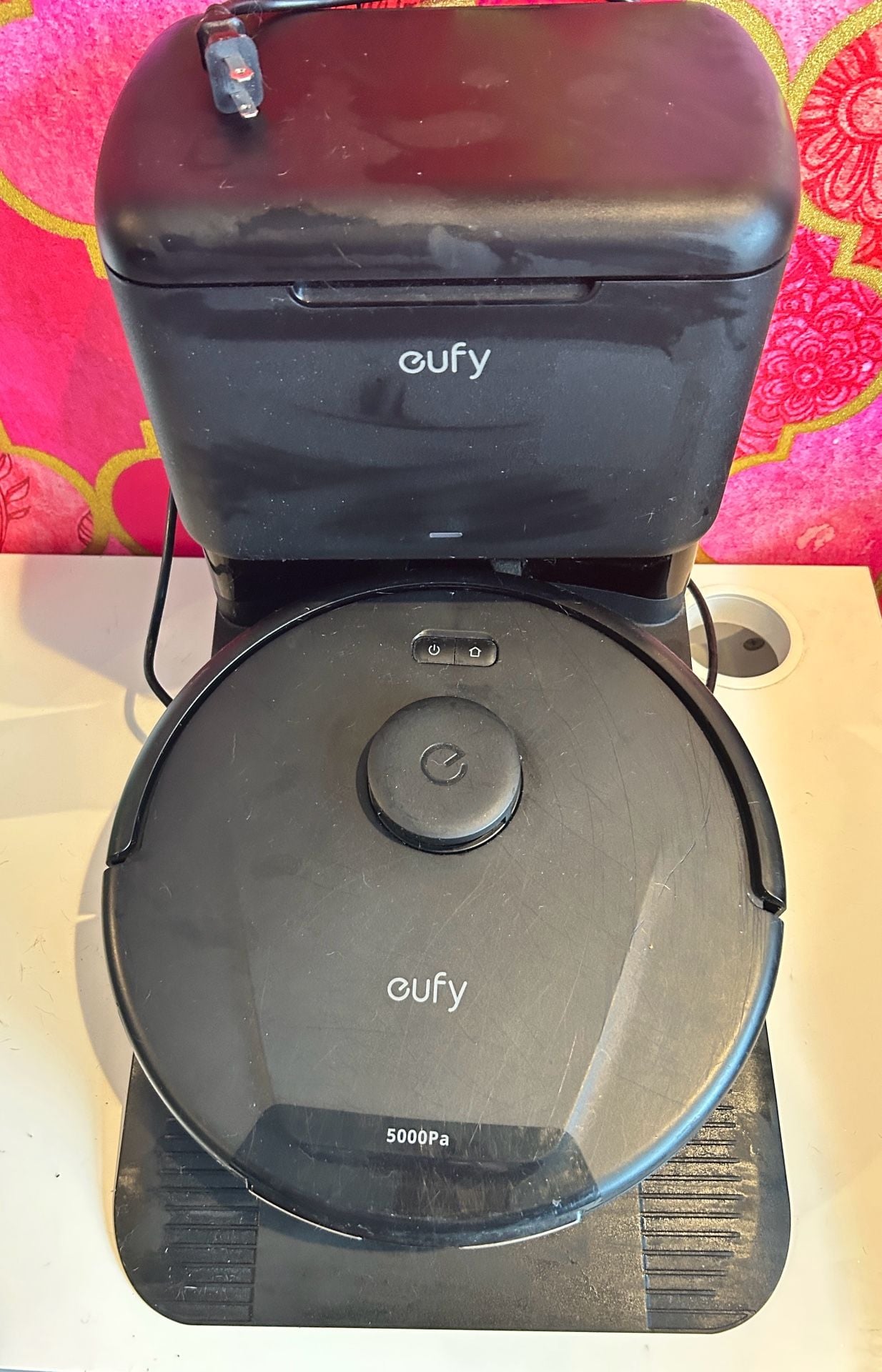 Eufy L60 SES Robot Vacuum with Self Empty Station Black 2