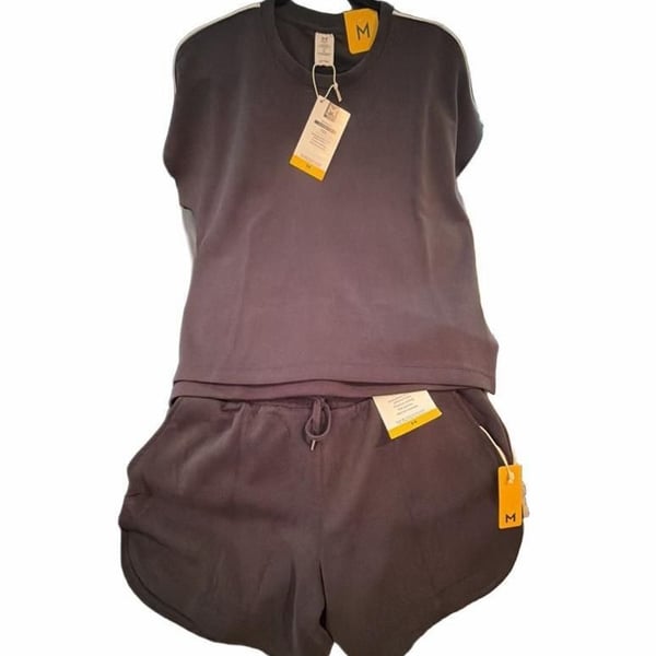 Member's Mark Sandwash Tee and Dolphin Hem Short Size M Set
