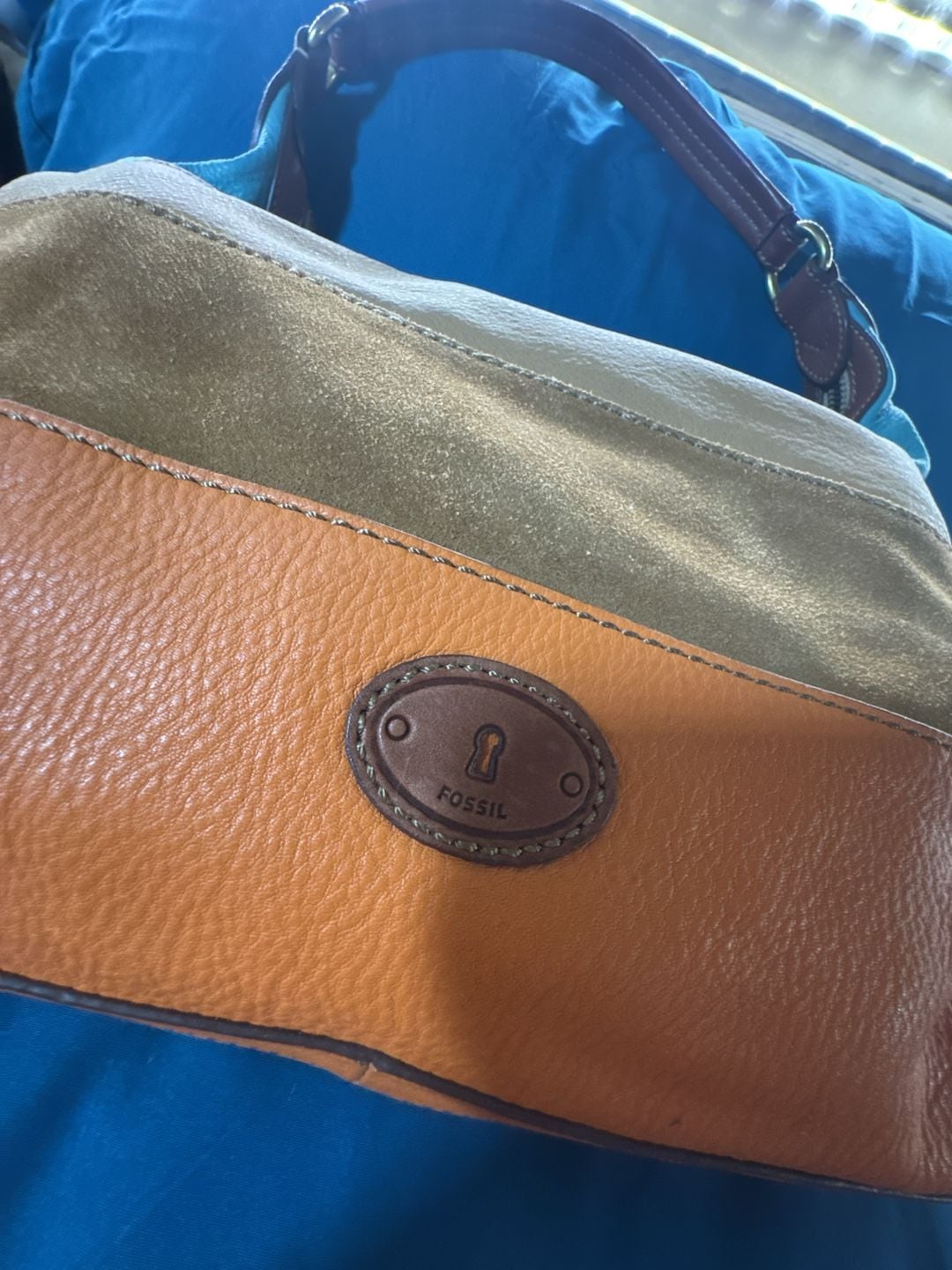 Fossil Tate Shoulder Bag Canvas/Leather Color Block Ivory Brown Tan Buckle Y2K 4