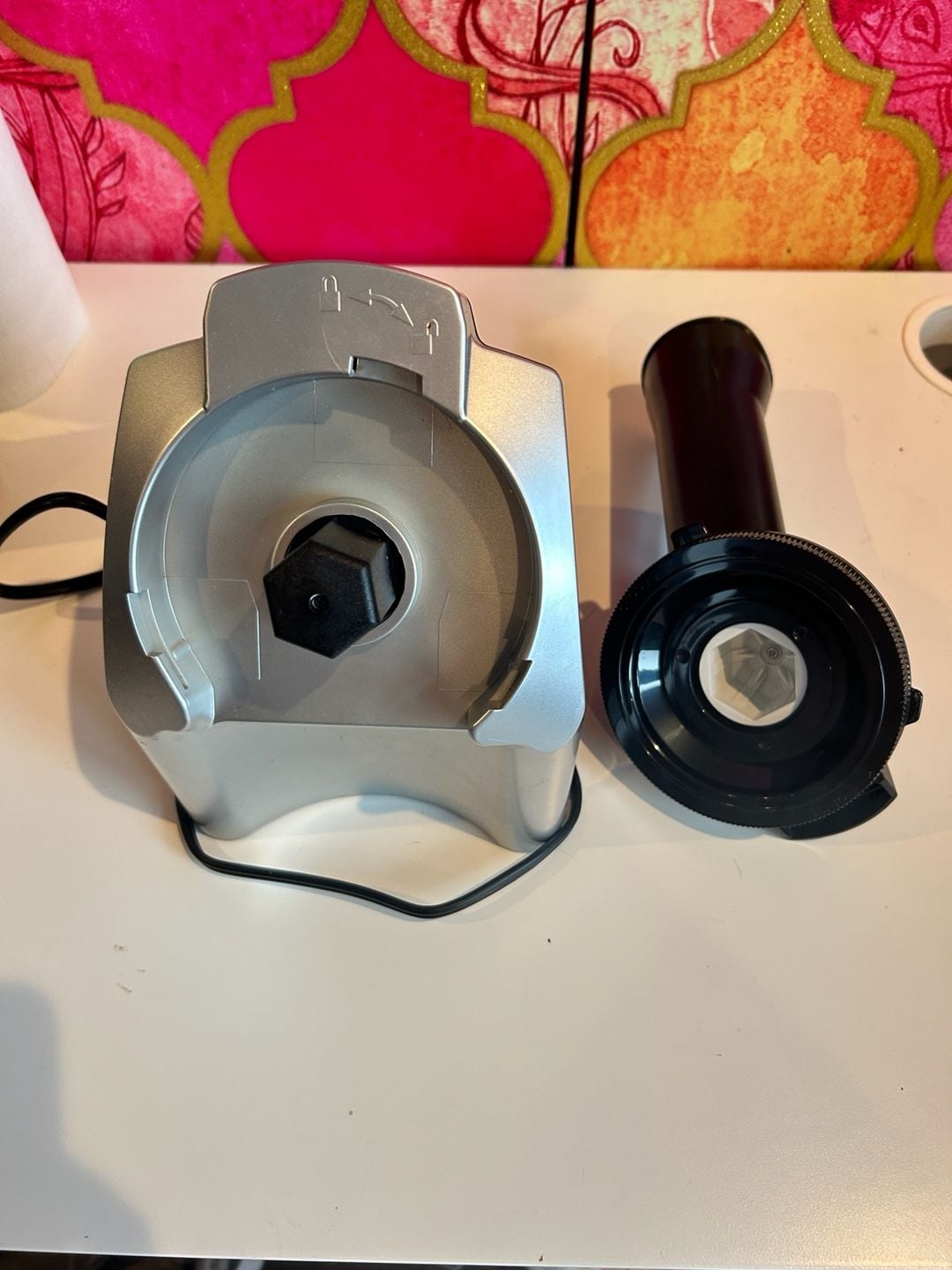 Yonanas Frozen Treat Maker Model 901 Silver and Black 1