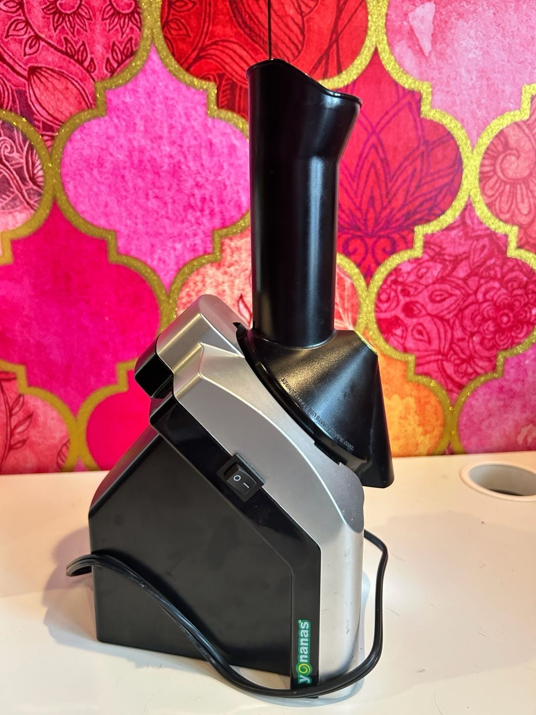 Yonanas Frozen Treat Maker Model 901 Silver and Black 2