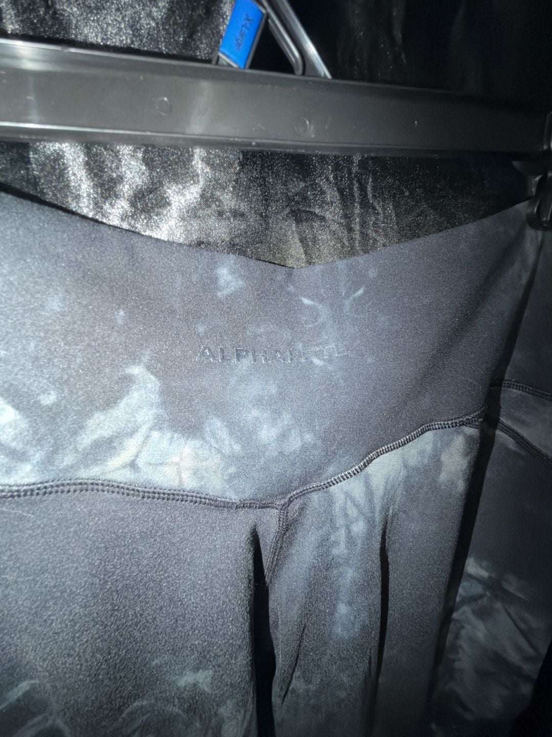 Alphalete surface leggings XL 9