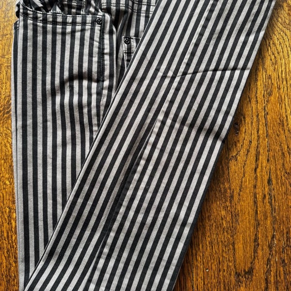 VINTAGE ‘00s H&M Divided Black & Grey Striped Sz 10 SKINNY LOW-RISE PANTS PUNK