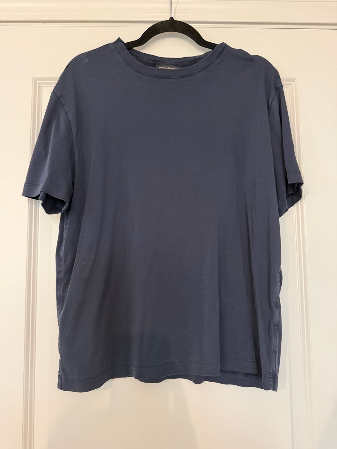 Banana Republic Luxe Touch Performance T-Shirt Size L Navy Blue Crewneck 2
