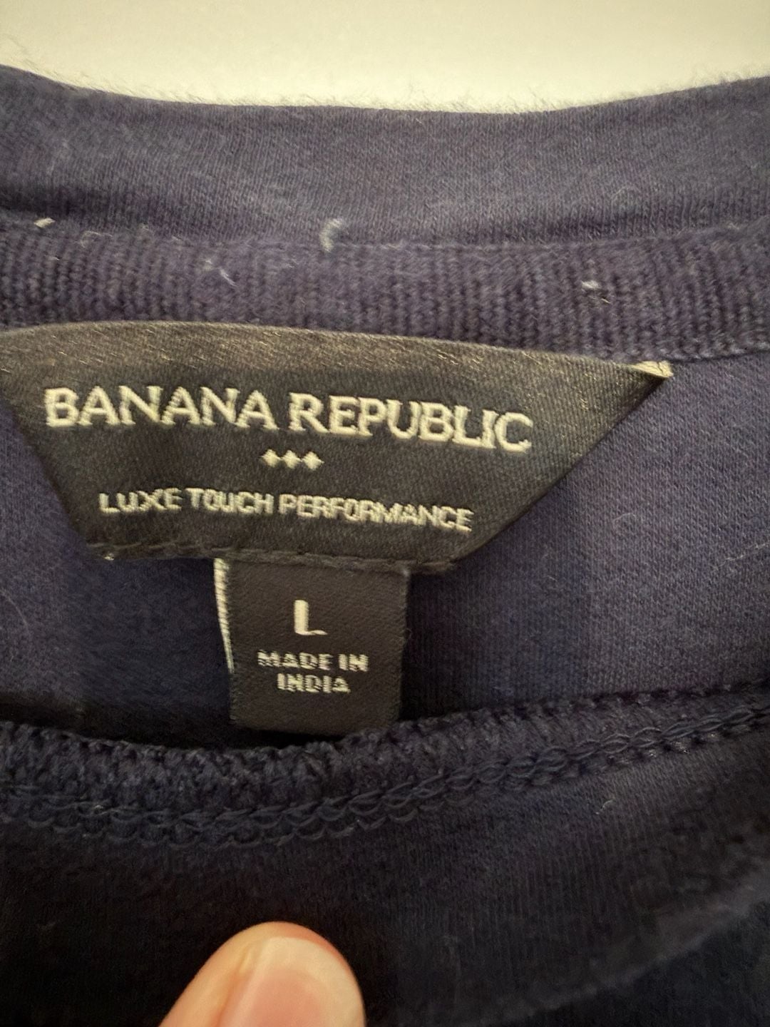Banana Republic Luxe Touch Performance T-Shirt Size L Navy Blue Crewneck 3