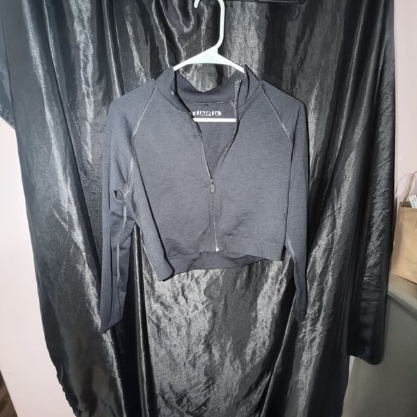 Alphalete Amplify Jacket Size XXL Black Full Zip Cropped Workout