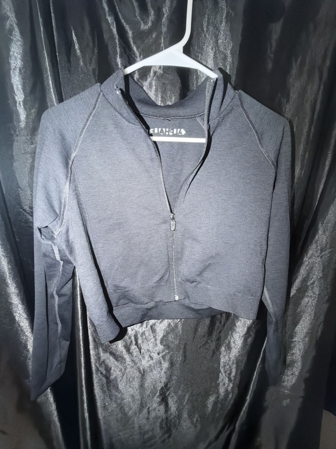 Alphalete Amplify Jacket Size XXL Black Full Zip Cropped Workout 3
