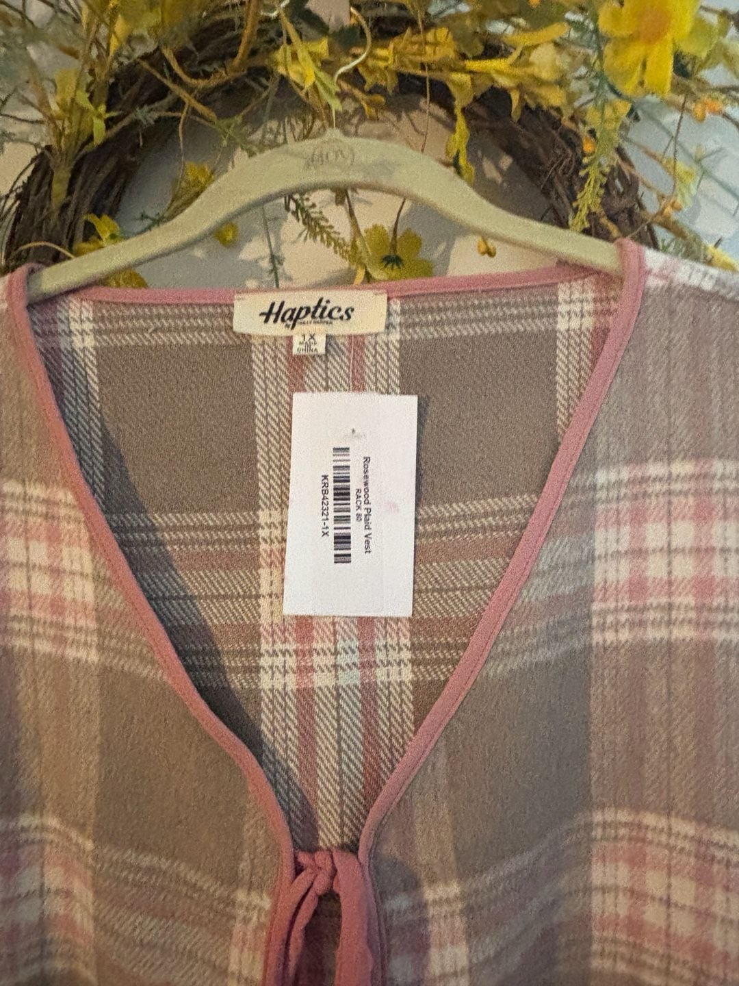 Haptics Rosewood Plaid Vest Size 1X Brown Pink 3