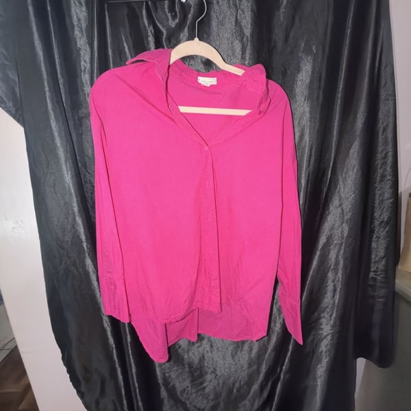 Tea & Cup Long Sleeve Button Down Shirt Size M Hot Pink