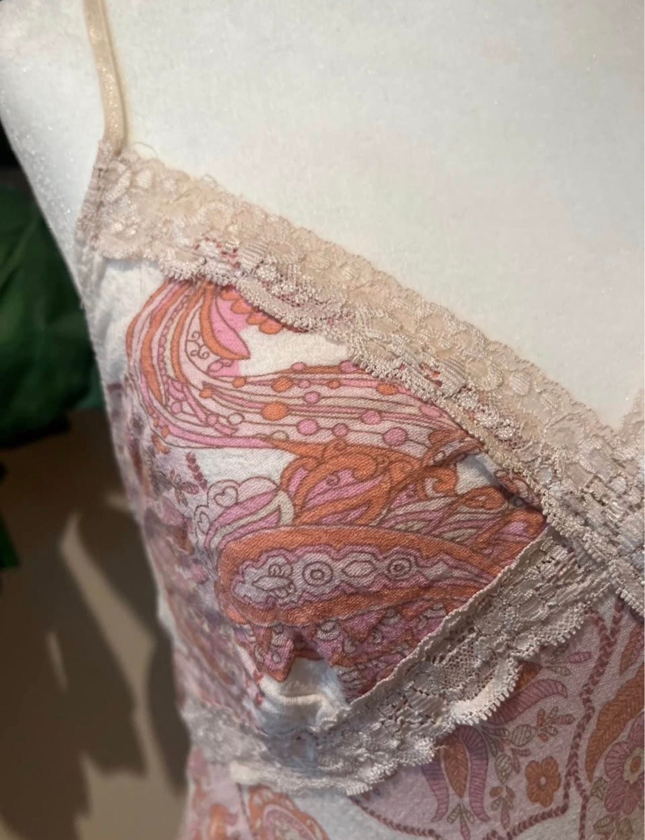 Poetry Clothing Camisole Size L Pink Paisley Lace Trim Cami 4