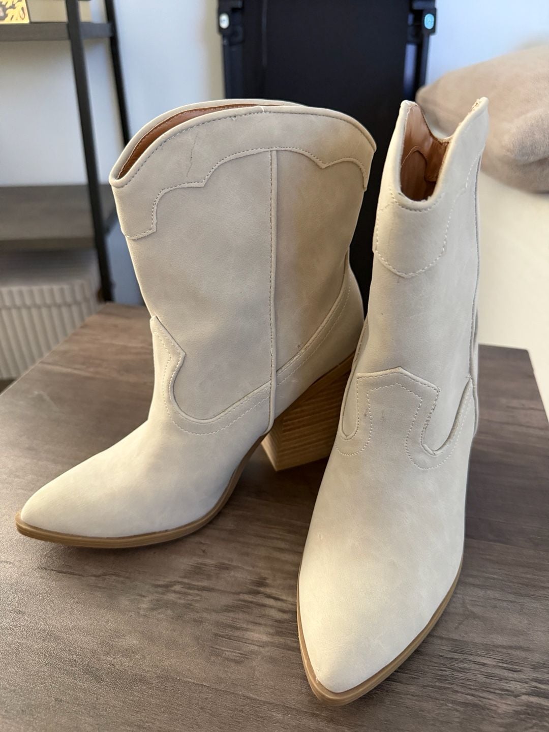 DV by Dolce Vita Nikson Cowboy Booties Size 7 Ivory 2
