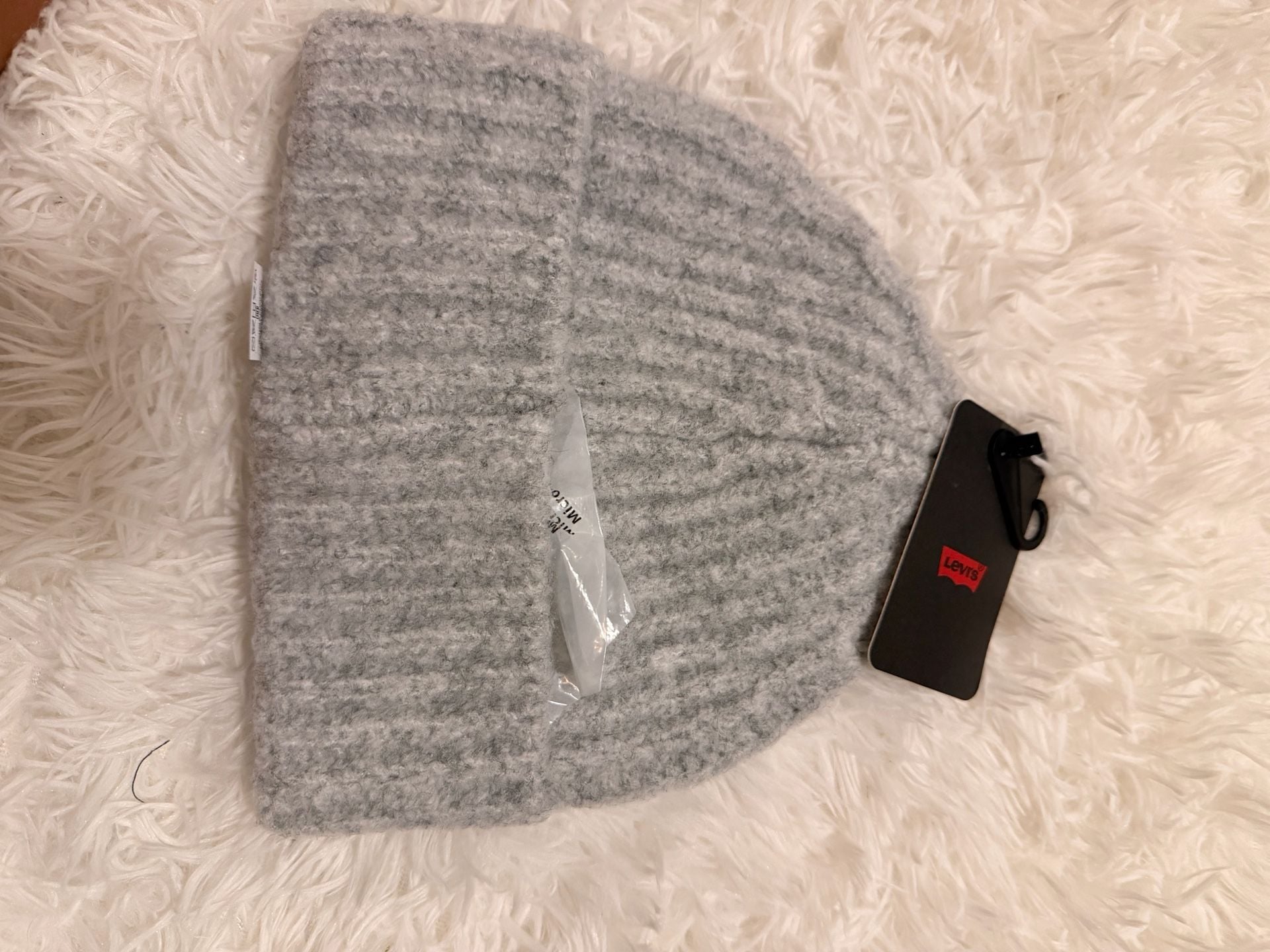Levi's Essential Ribbed Beanie Size OS Grey Logo Patch Winter Hat 7