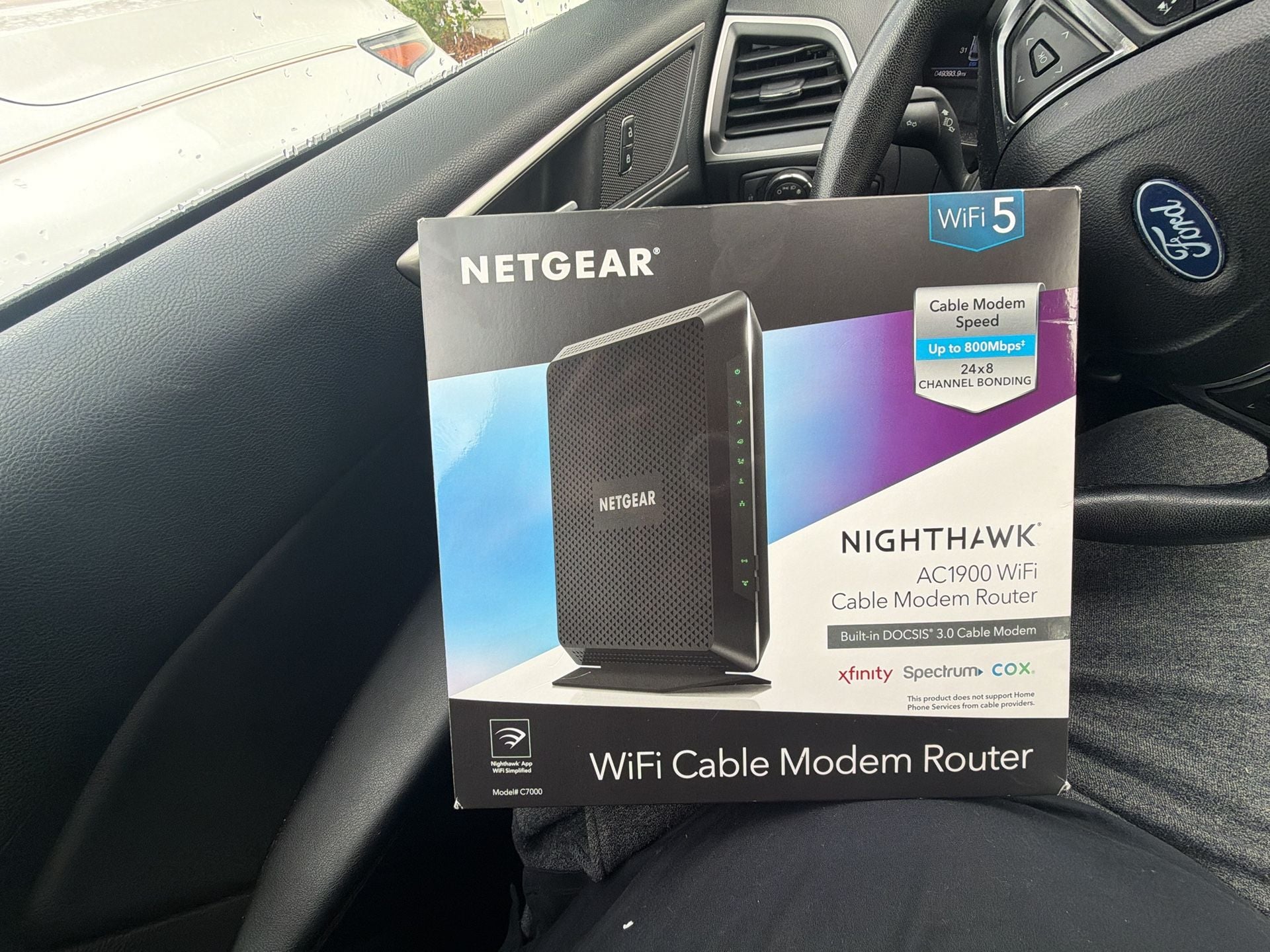 Netgear Nighthawk DOCSIS 3.0 24x8 Cable Modem Integrated AC1900 Router 1