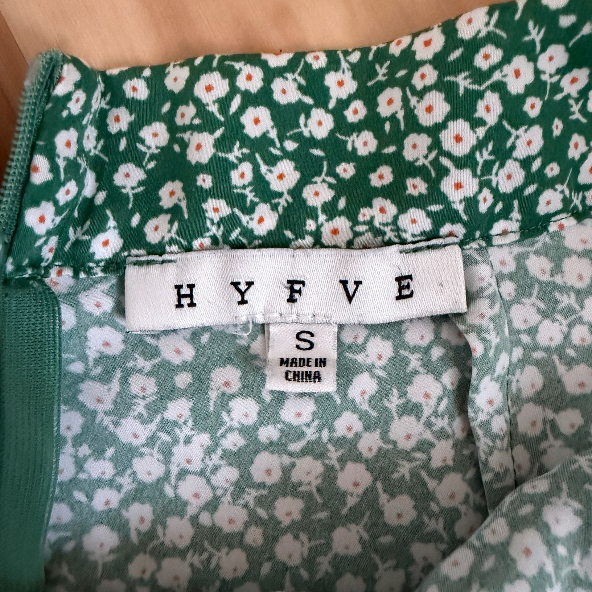 HYFVE Green Floral wrap skirt, skort size Small 4