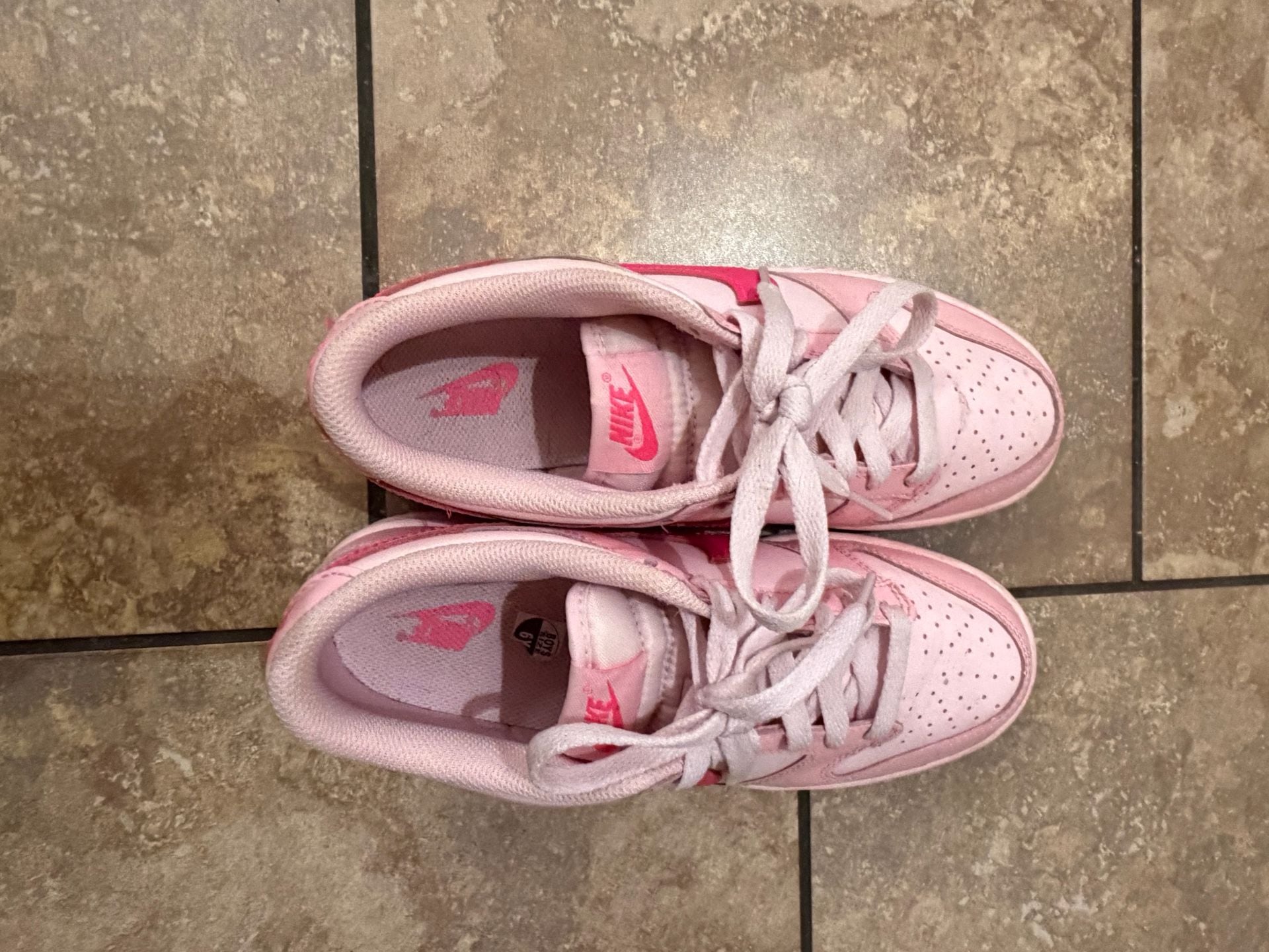 Nike Dunk Low Size 6Y Pink Sneakers 4