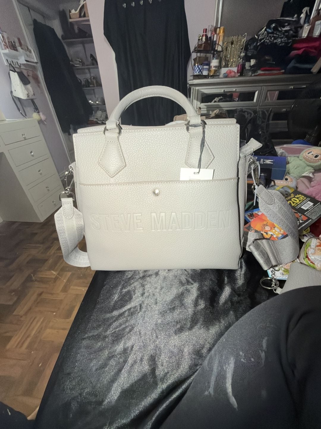 Steve Madden Blivonia Small Crossbody Bag Grey Pebbled Faux Leather 2