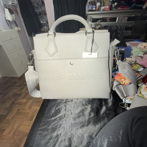 Steve Madden Blivonia Small Crossbody Bag Grey Pebbled Faux Leather