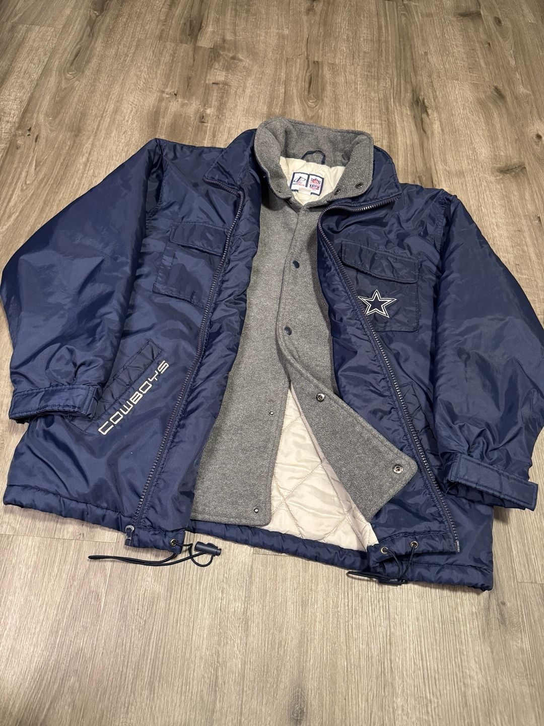 Vintage 90s Logo Athletic Dallas Cowboys Game Day Jacket XL

 8