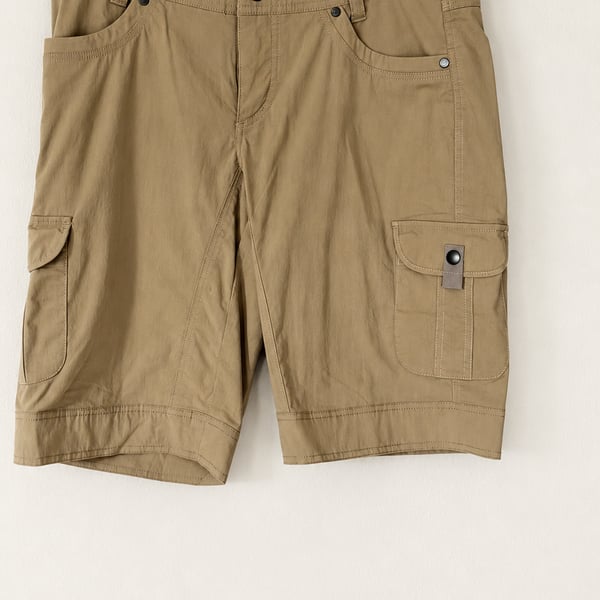 KÜHL Women’s Size 8 Khaki Cargo Bermuda Hiking Shorts