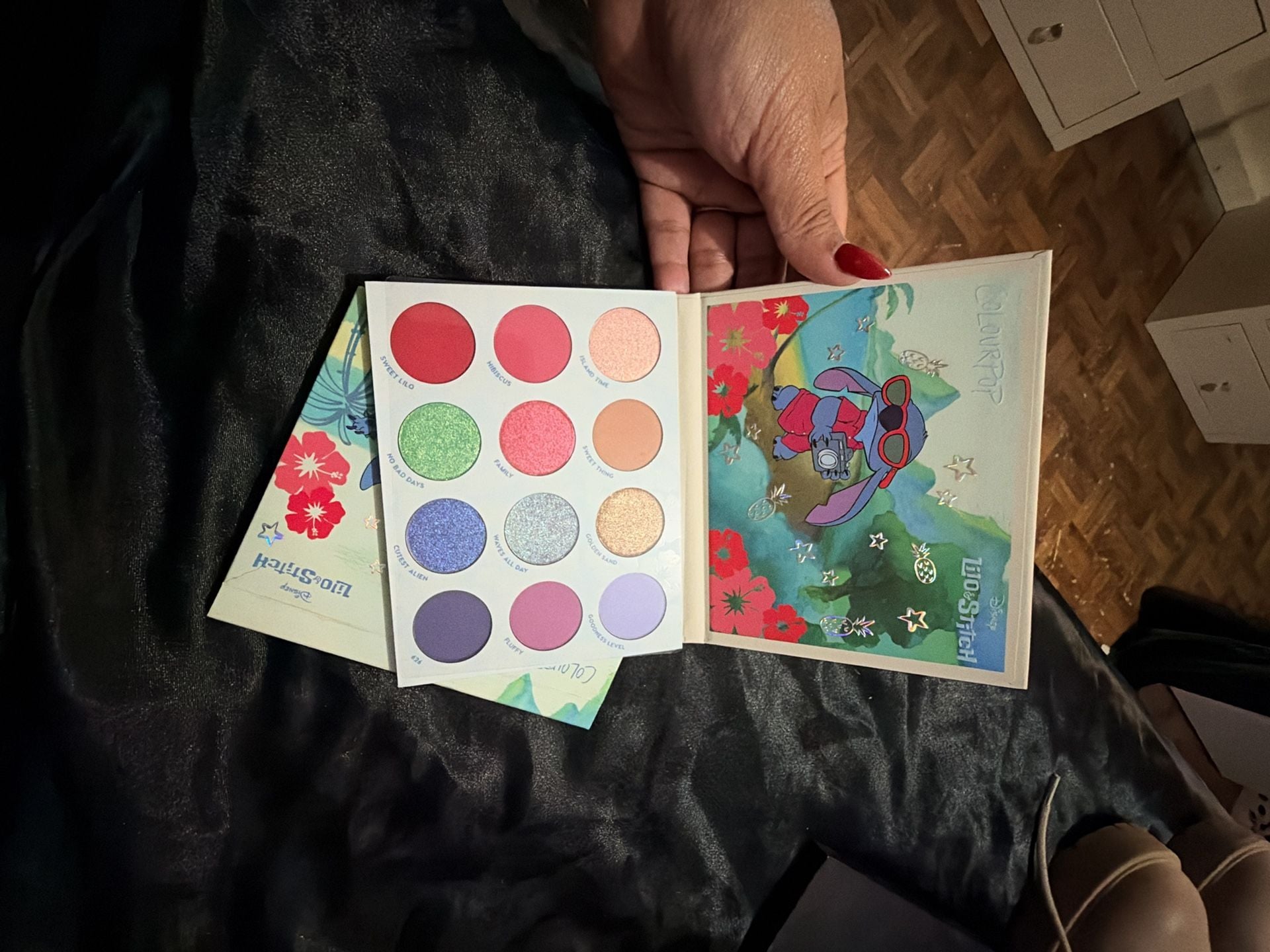 ColourPop Disney Lilo & Stitch Beach Dreamin Eyeshadow Palette 4