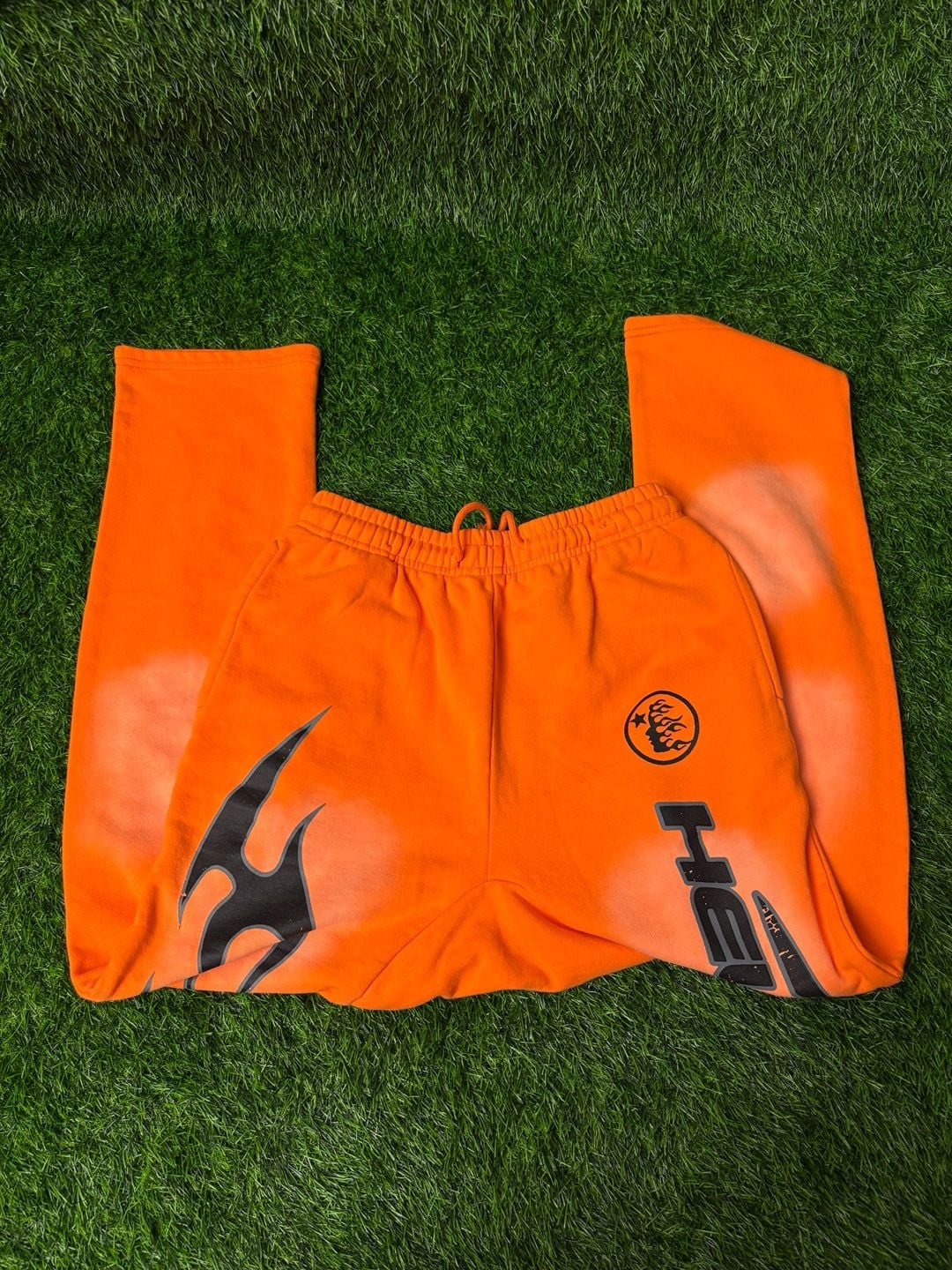 Hellstar Fire Sweatpants Size L Orange Dye 2