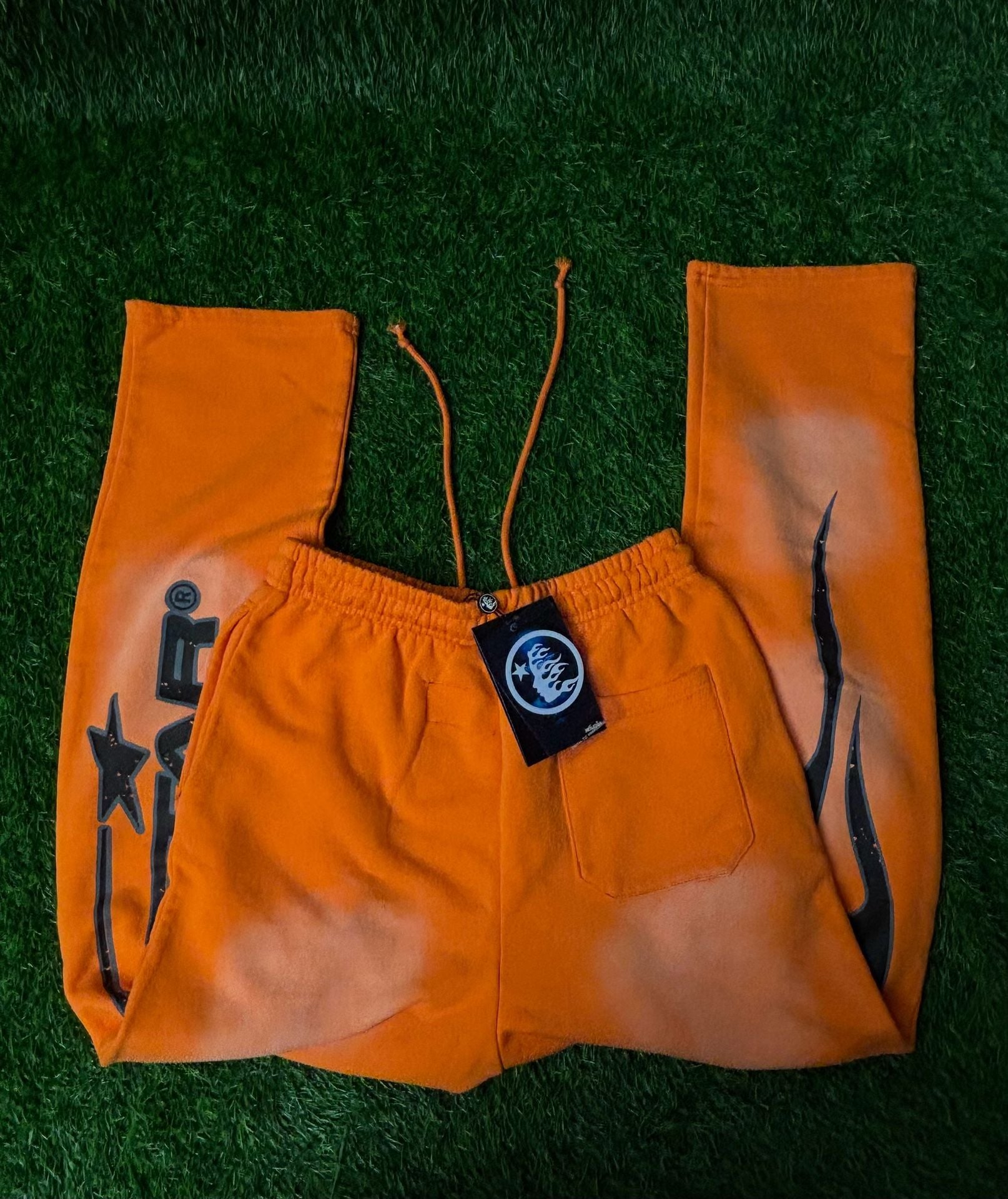 Hellstar Fire Sweatpants Size L Orange Dye 3