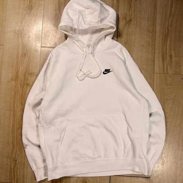 Nike Sportswear Club Fleece White & Black Hoodie