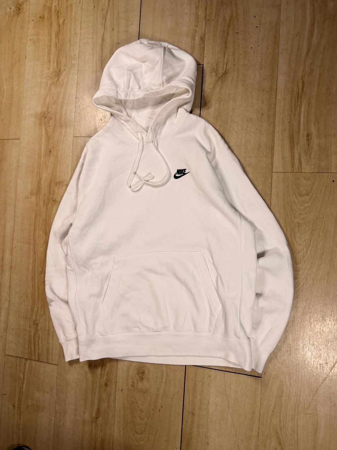 Nike Sportswear Club Fleece White & Black Hoodie 3