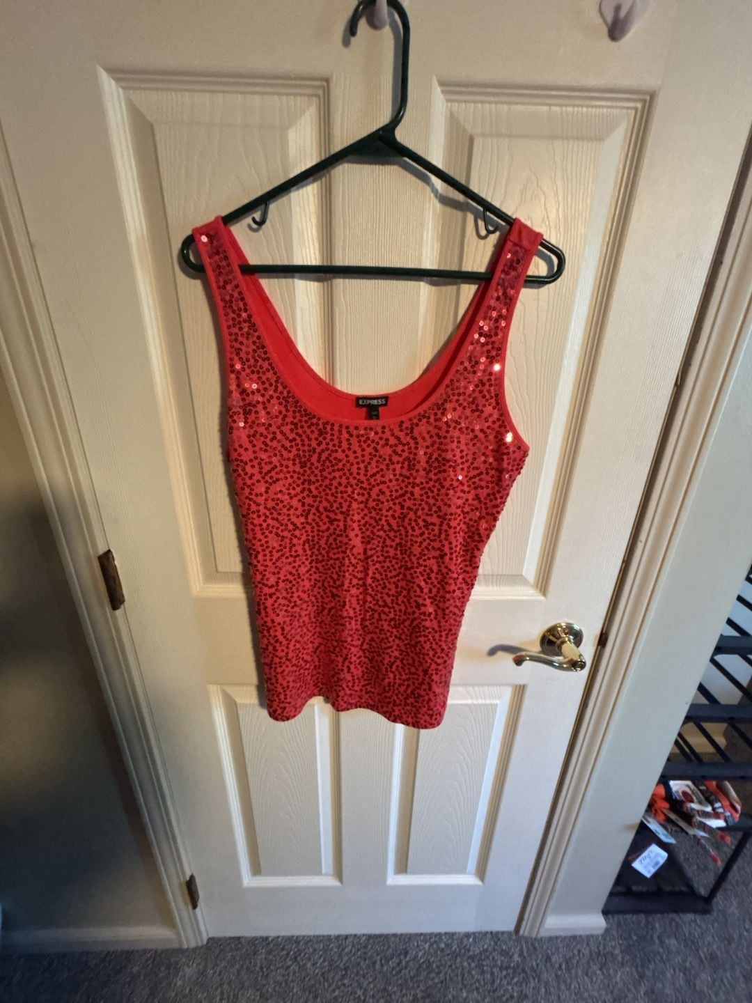 Women's Express Scoop Neck Fully Sequined Coral Red Fitted Tank Top Camisole XS 2