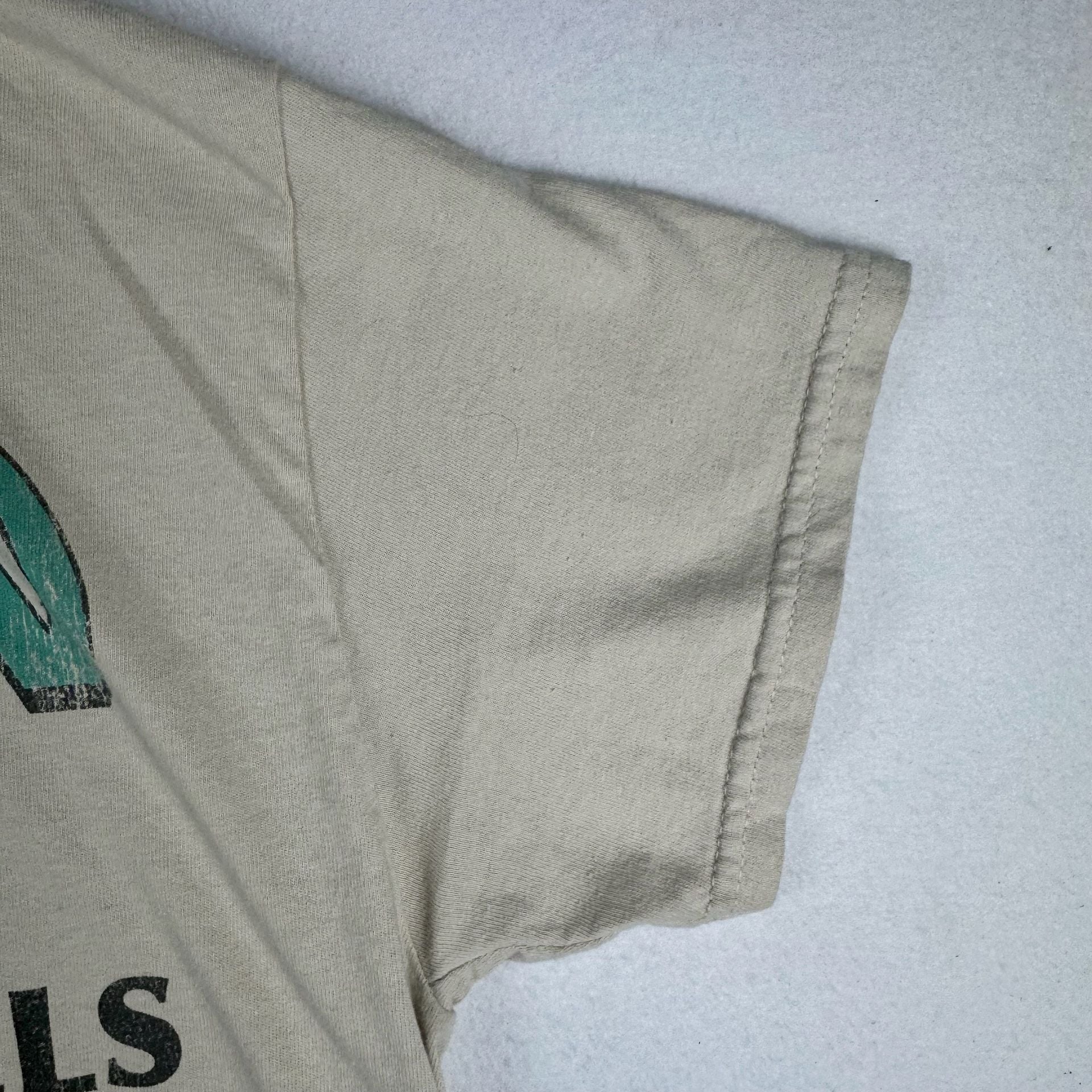 Poison Look What The Cat Dragged In T-Shirt Size M Beige 9