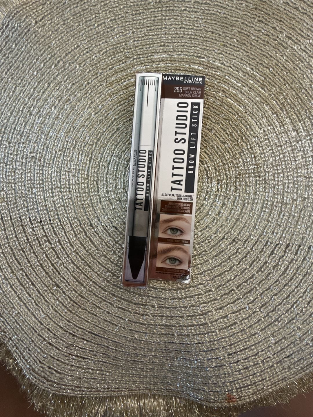 Maybelline Tattoo Studio Brow Lift Stick 255 Soft Brown 1