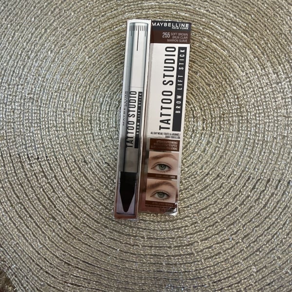Maybelline Tattoo Studio Brow Lift Stick 255 Soft Brown