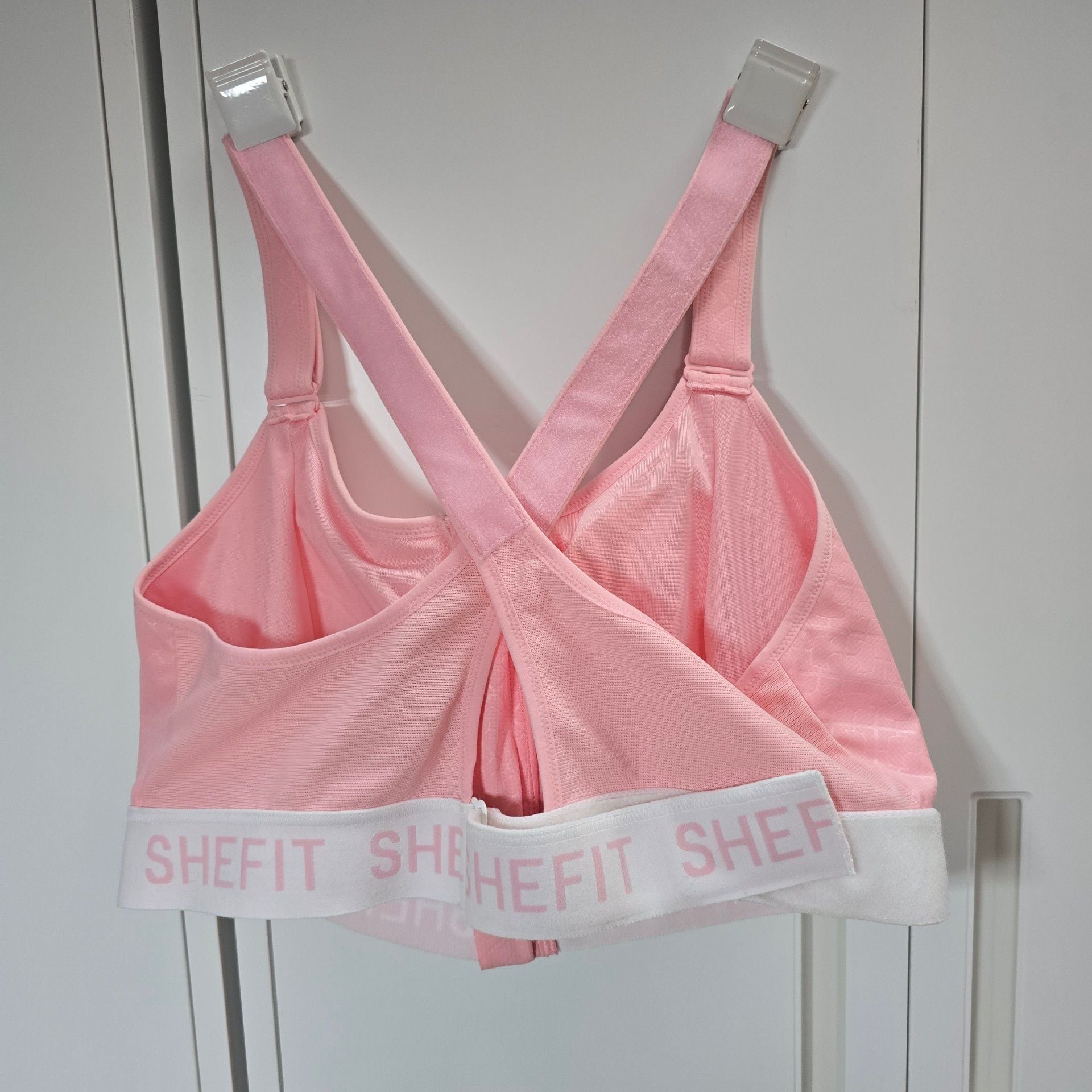 Shefit 5 Luxe Sports Bra Pink High Impact Zip Front 4