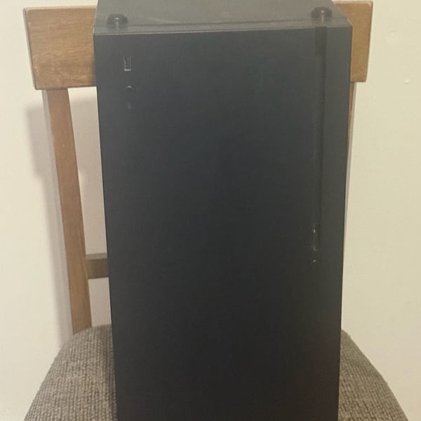 Xbox Series X Replica Mini Fridge Thermoelectric Cooler