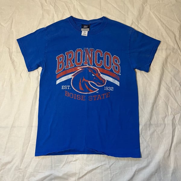 MV Sport Boise State Broncos T-Shirt Size Small Blue Graphic