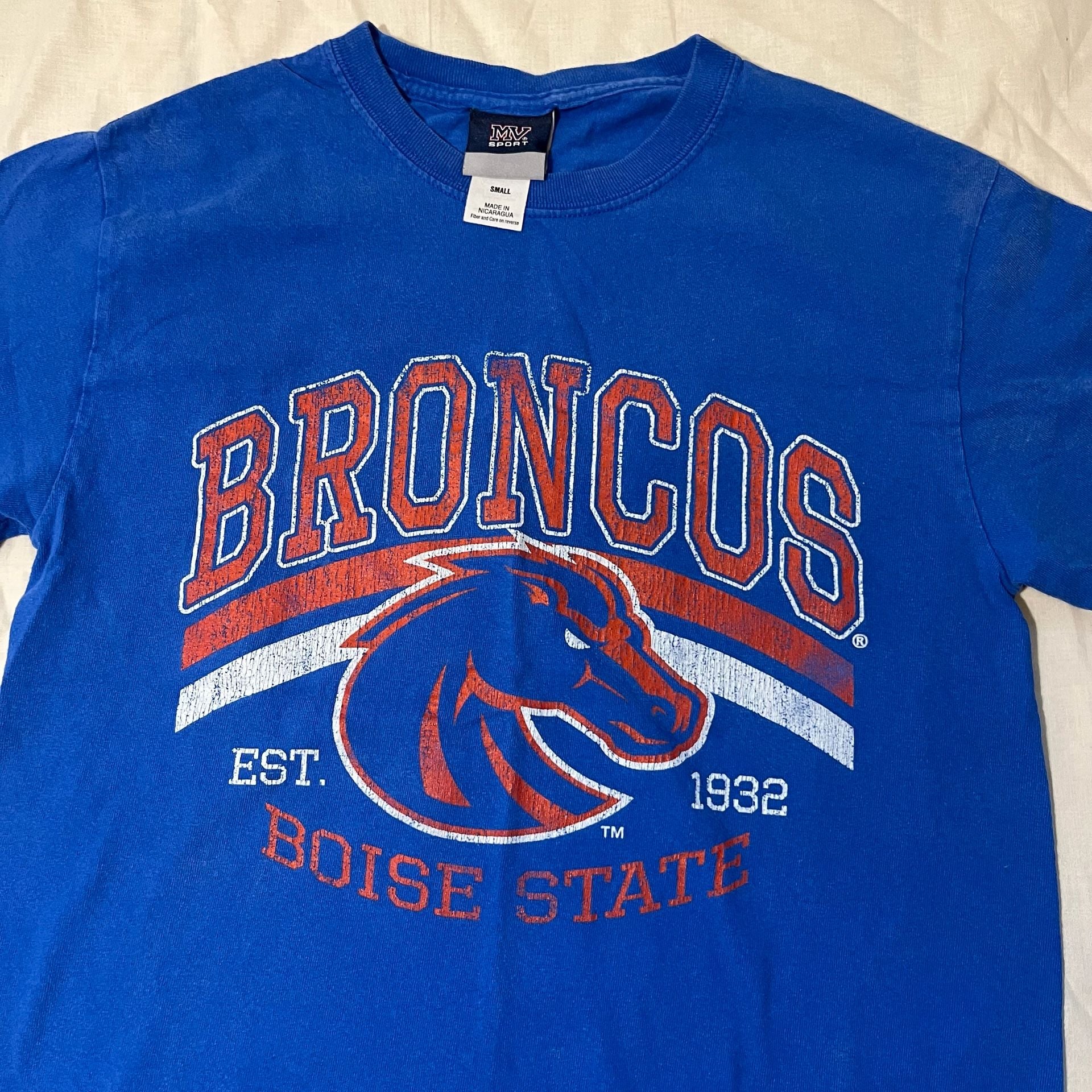 MV Sport Boise State Broncos T-Shirt Size Small Blue Graphic 3
