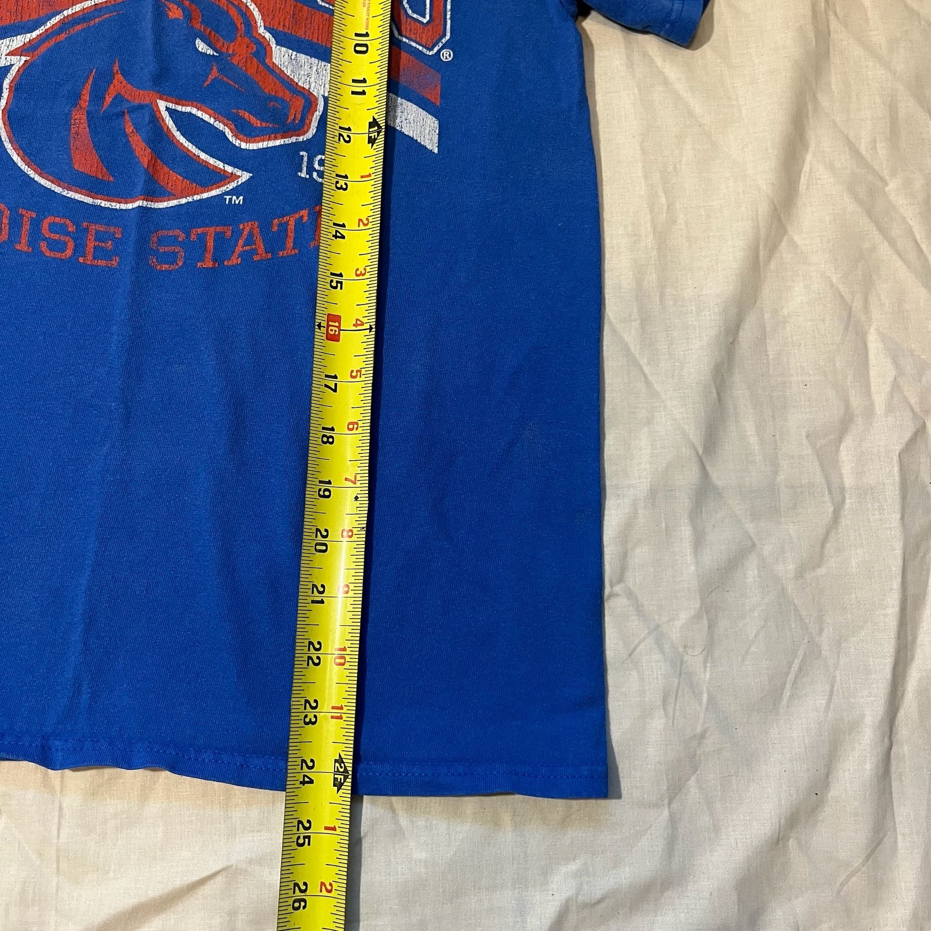 MV Sport Boise State Broncos T-Shirt Size Small Blue Graphic 8