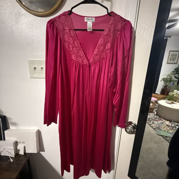 Vanity Fair Robe 31-767 Size M Pink Lace Nylon