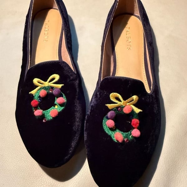Talbots Indigo Blue Velvet Holiday Christmas Wreath Flats Size 9M