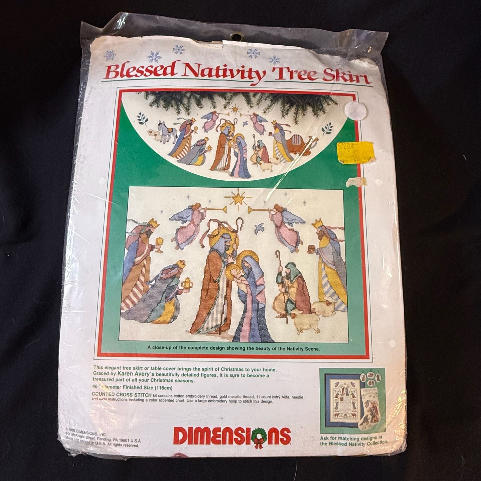 Dimensions Blessed Nativity Tree Skirt Counted Cross Stitch Kit 1989 8